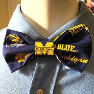 Michigan bow tie